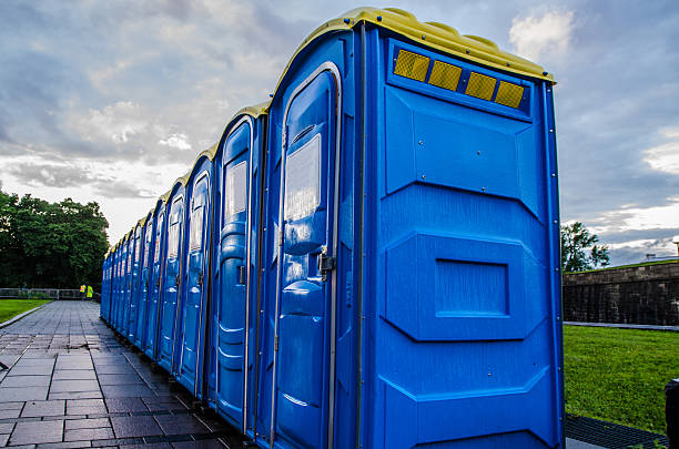 Best Long-term porta potty rental  in Lawrence, KS